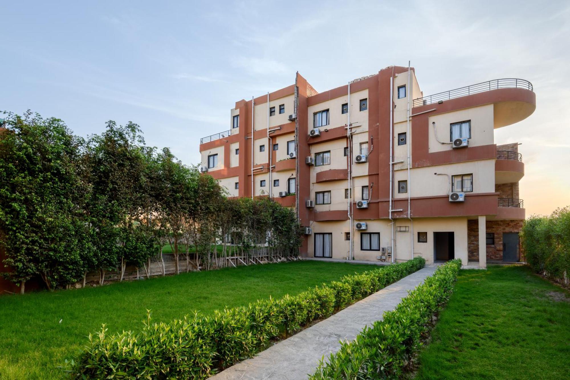 Travelholic Residence Golden Gates Káhira Exteriér fotografie